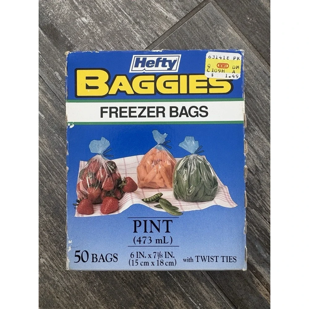 4 Vintage Hefty Baggies Freezer Bags w/twist Ties NOS 200 Bags Total‎ Sealed